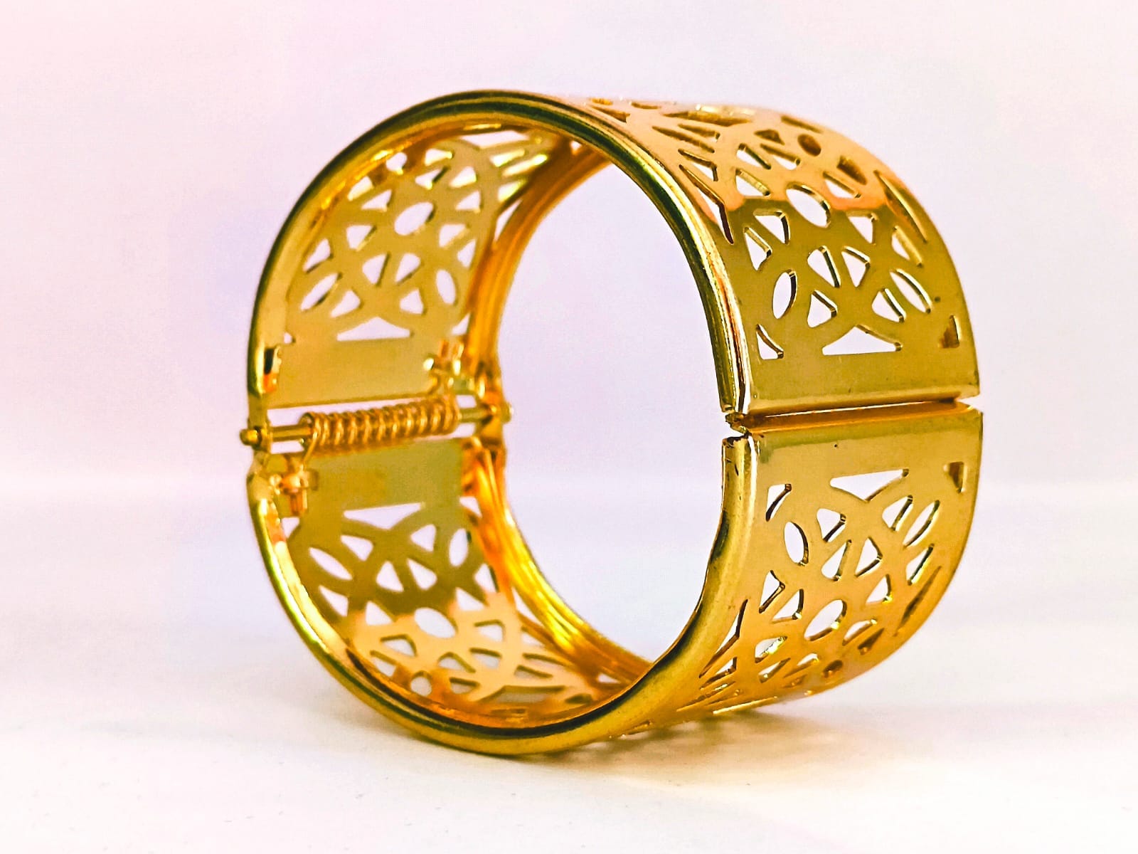 Best Imitation Jewellery Golden Bangles - Image 4